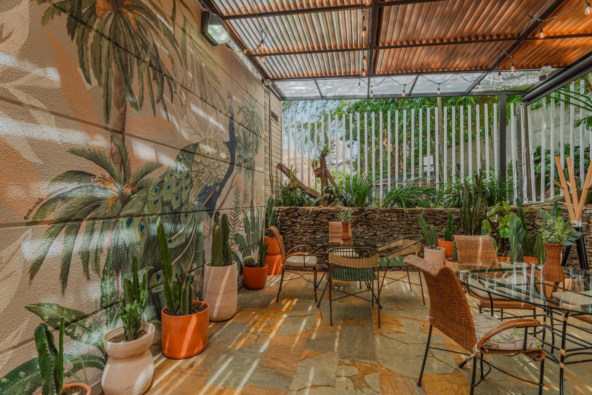 Apartamentos Poblado Alejandria By Housy Host Medellín Zewnętrze zdjęcie