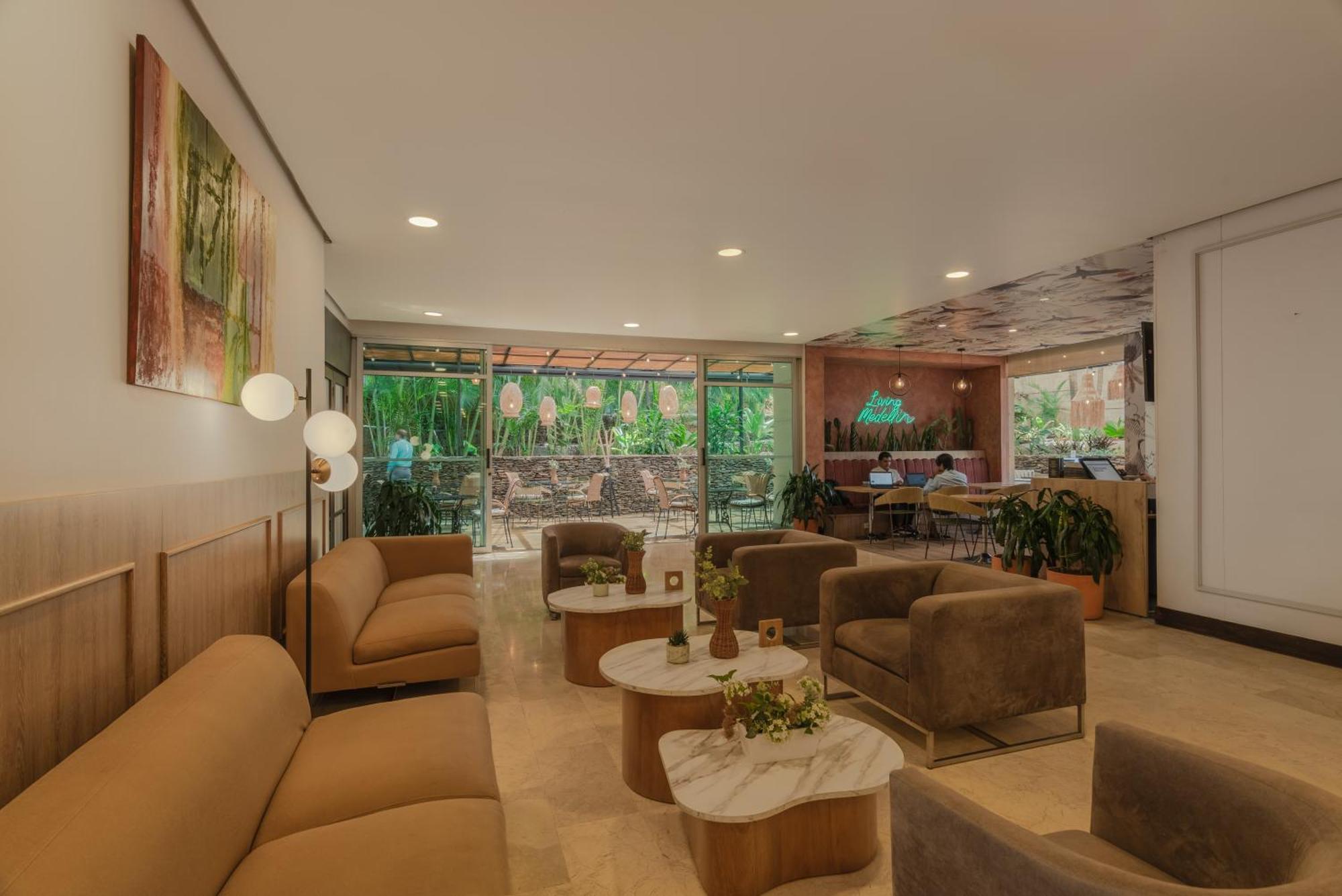 Apartamentos Poblado Alejandria By Housy Host Medellín Zewnętrze zdjęcie