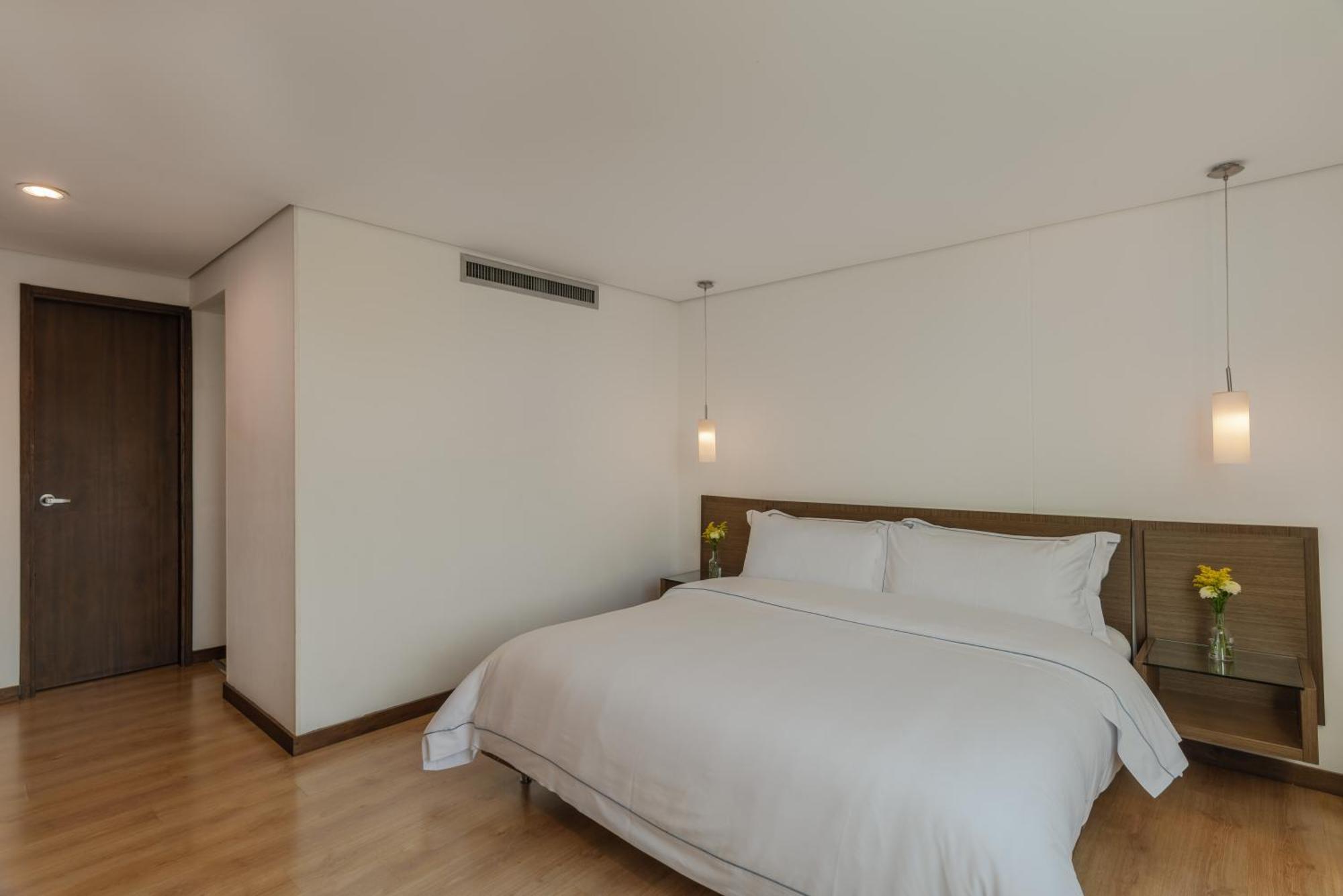 Apartamentos Poblado Alejandria By Housy Host Medellín Zewnętrze zdjęcie